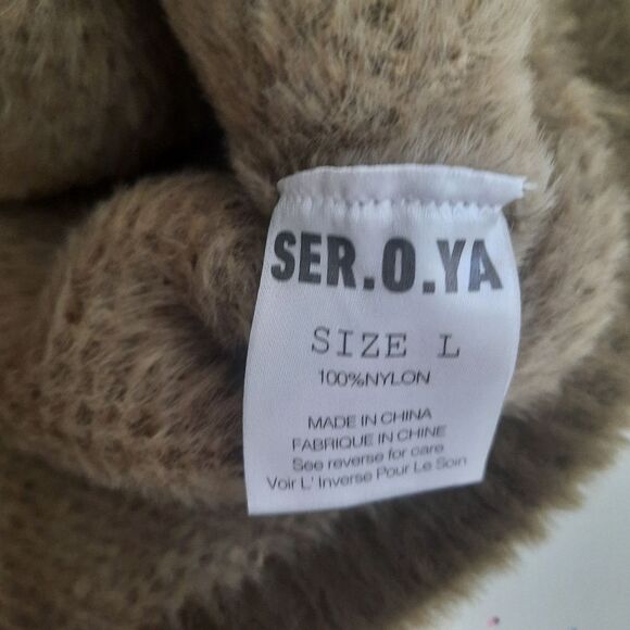 SER.O.YA  Tetra Fuzzy Skirt in Beige Camo Size Large - Picture 4 of 4
